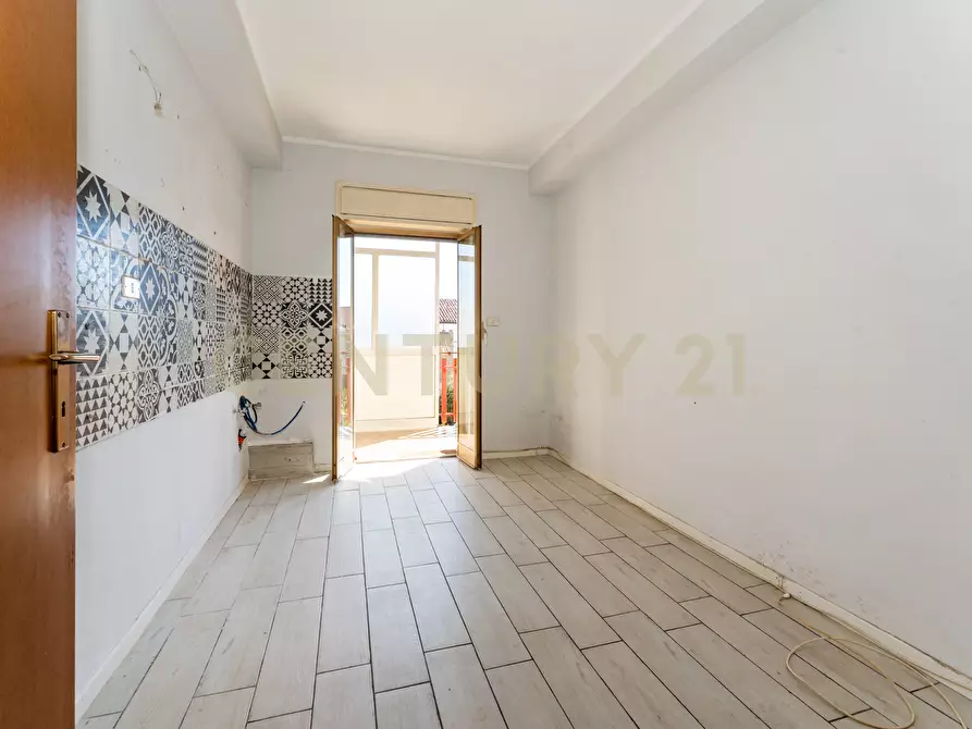 Immagine 30 di Trilocale in vendita  in Via Firenze 112 a Aci Castello