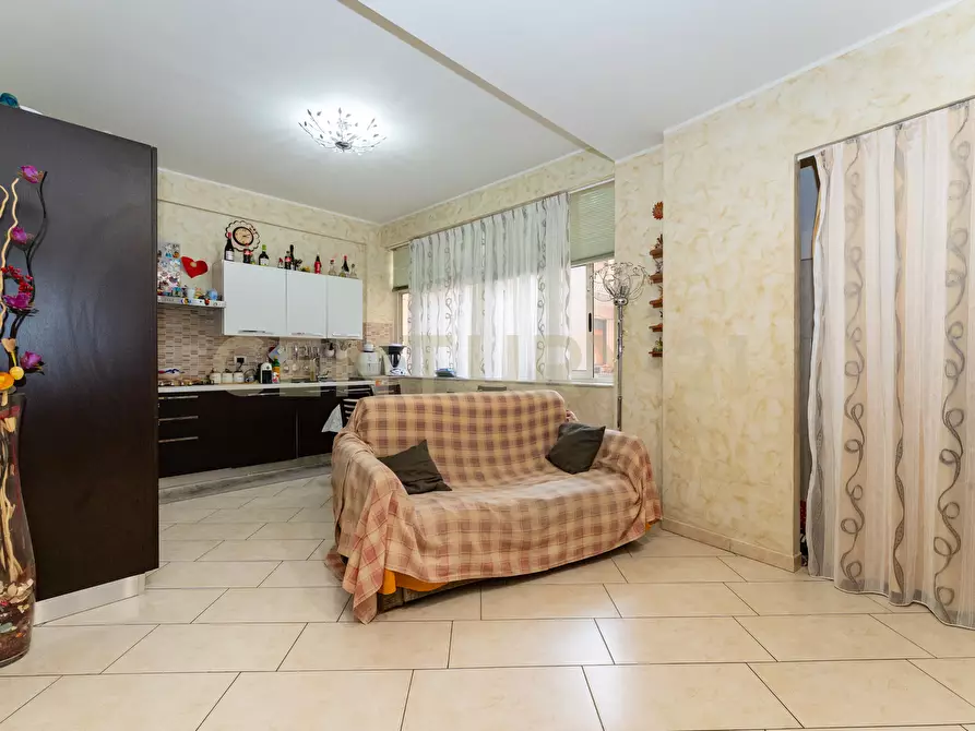 Immagine 19 di Trilocale in vendita  in Via degli Agrumi 139 a Catania