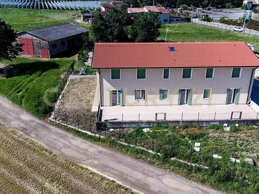 Immagine 70 di Trilocale in vendita  in Via Toffanelle Nuove snc a Zevio