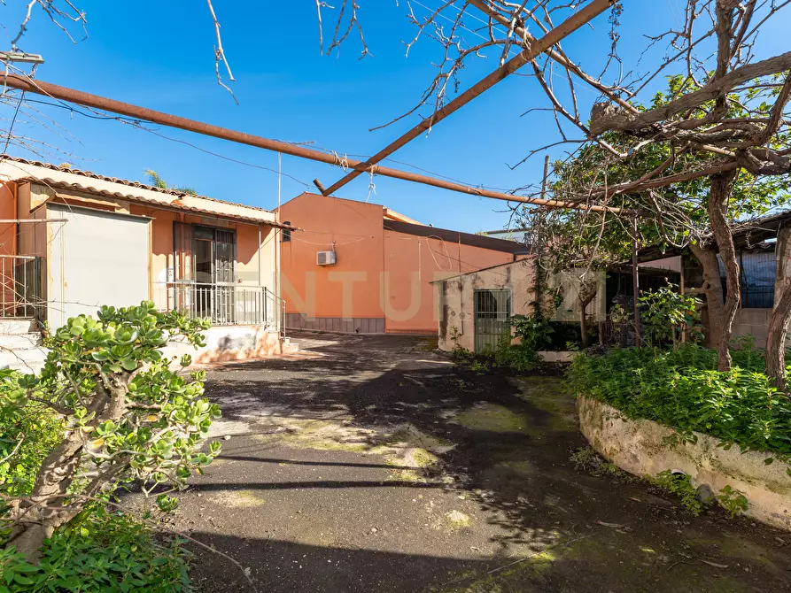 Immagine 25 di Casa indipendente in vendita  in Via Nazionale 155 a Aci Castello