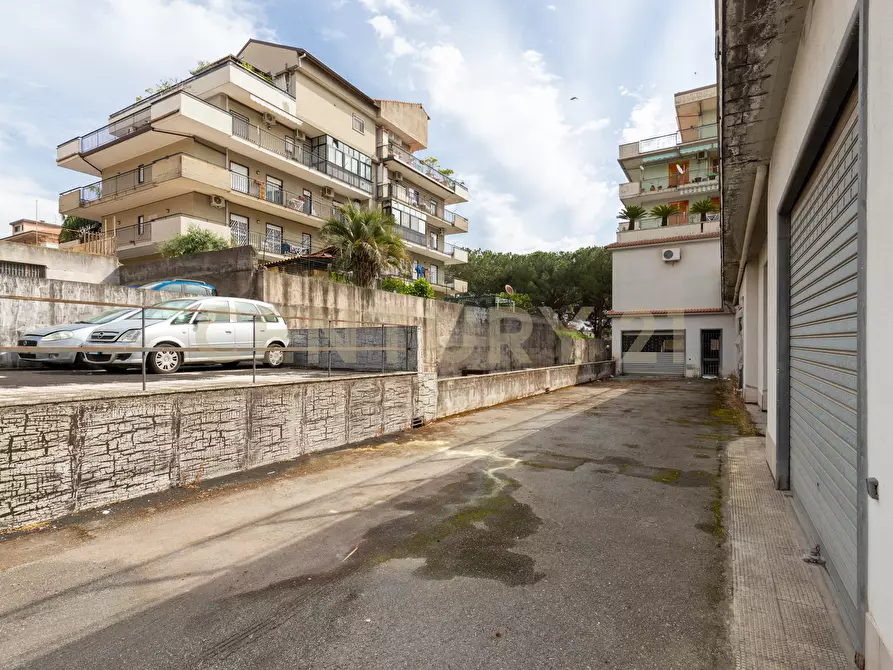 Immagine 36 di Attività artigianale in vendita  in Via Antonio Gramsci 80/84 a Giarre