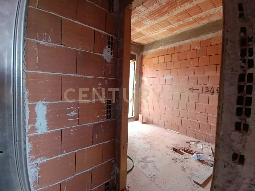 Immagine 69 di Casa bifamiliare in vendita  in VIA LEONCAVALLO 7 a Aci Sant'antonio