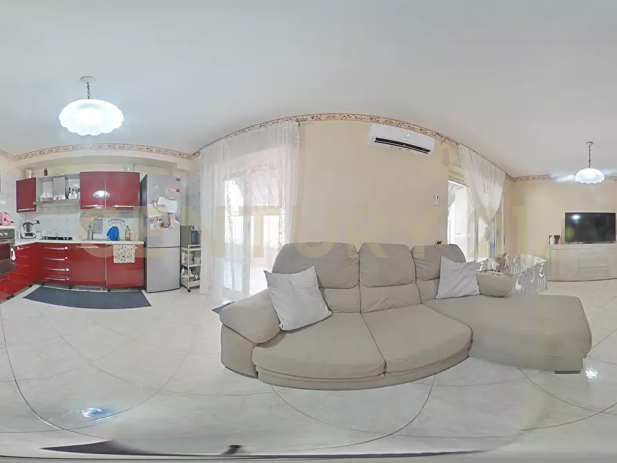 Immagine 26 di Pentalocale in vendita  in Via Nobile 19 a San Gregorio Di Catania