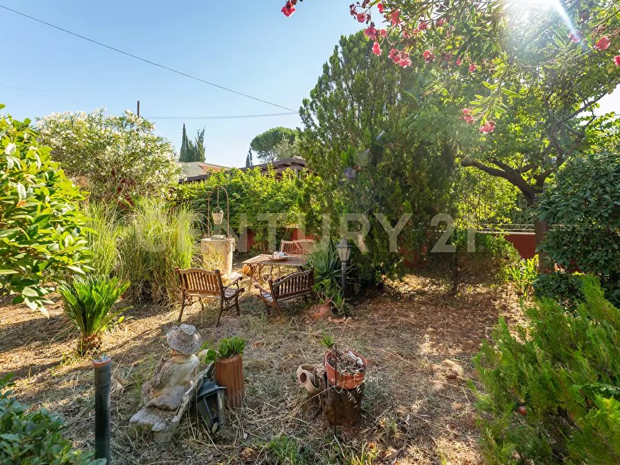 Immagine 24 di Villa in vendita  in Via Ottavia Penna 50 a Caltagirone
