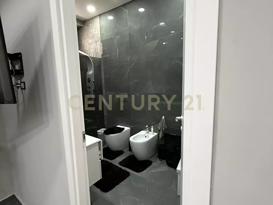 Immagine 6 di Appartamento in vendita  in Via Domenico Tempio 30 a Catania