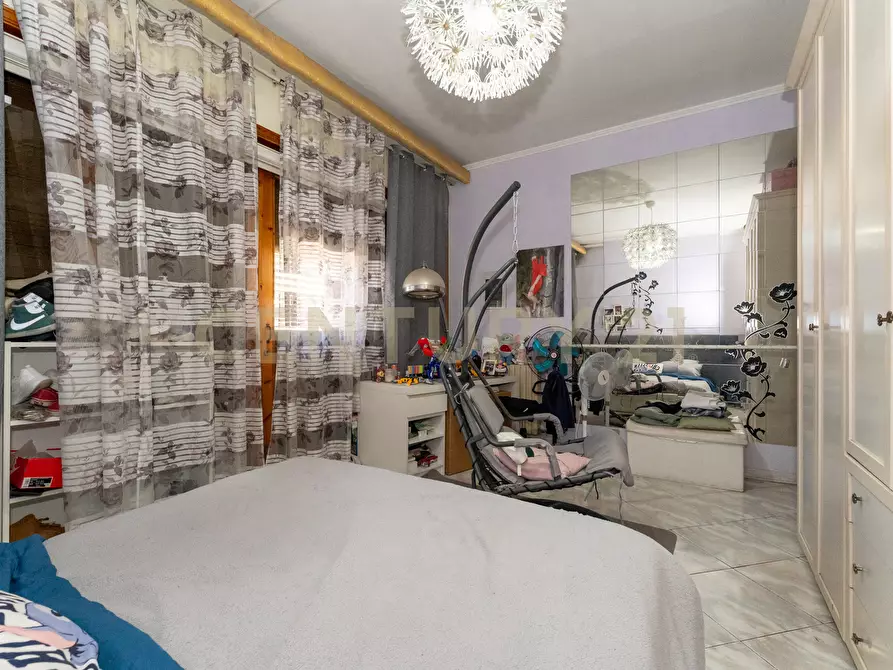 Immagine 10 di Pentalocale in vendita  in Via Antonio de Curtis 27 a Misterbianco