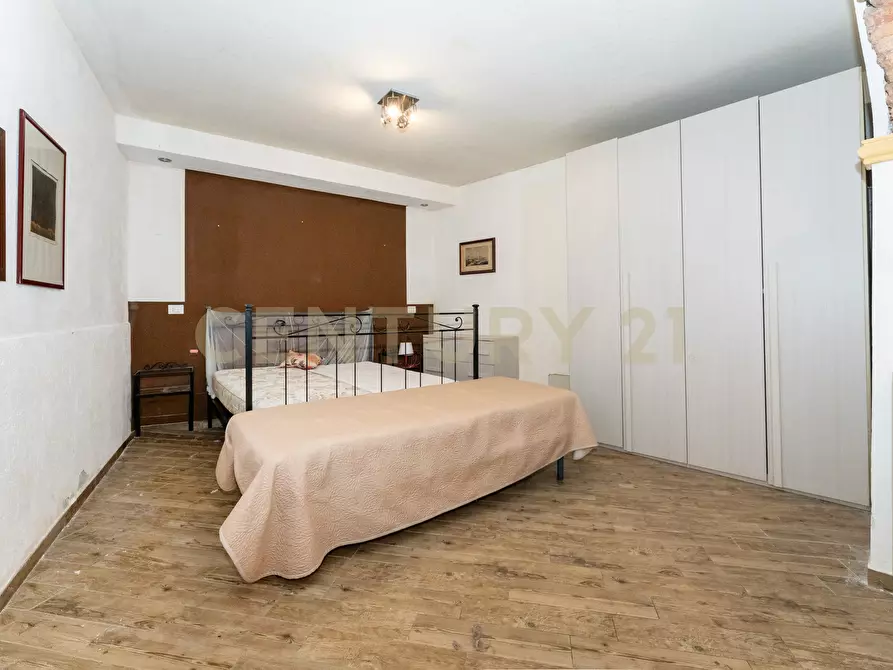 Immagine 42 di Porzione di casa in vendita  in Via Santissima Trinità 25 a Catania