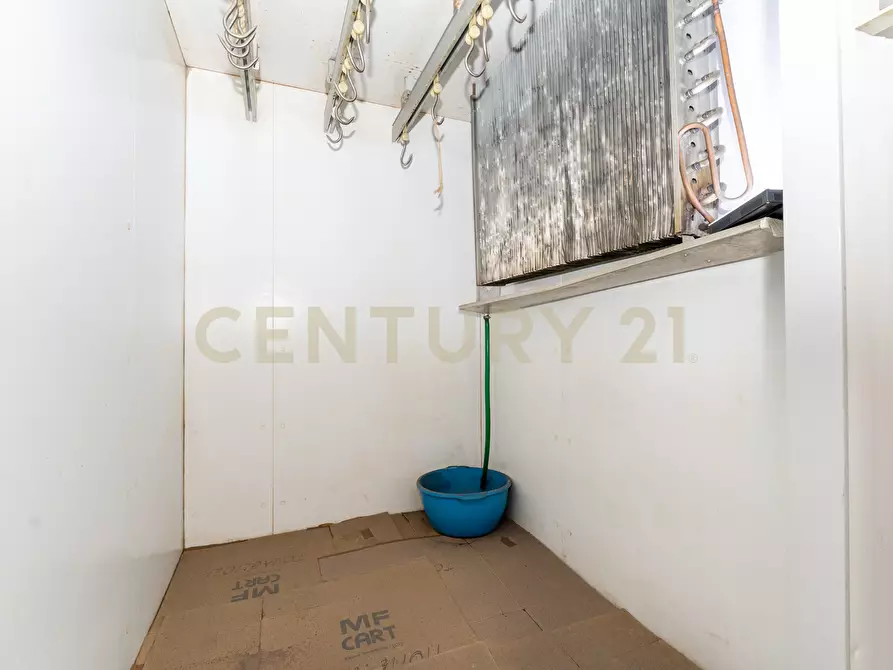 Immagine 44 di Bilocale in vendita  in Via Plebiscito 137 a Catania