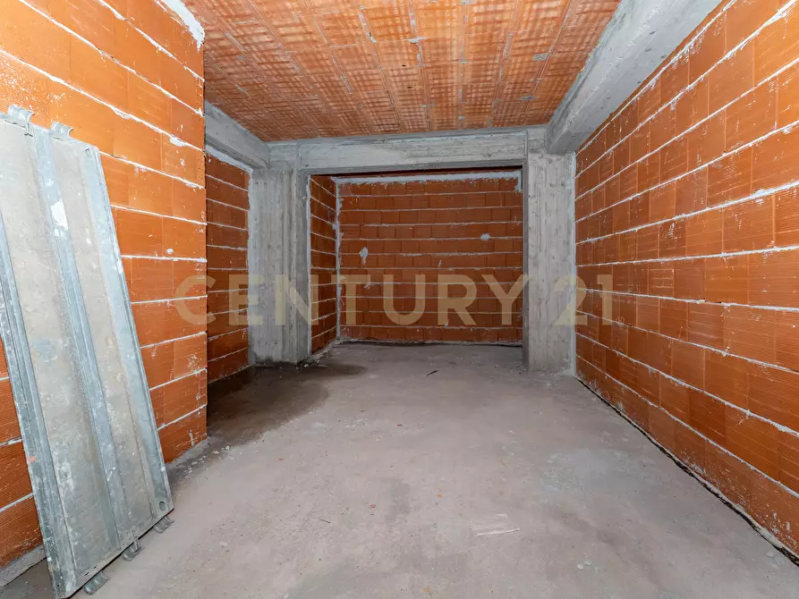 Immagine 37 di Mansarda in vendita  in Via Turati 13 a Belpasso