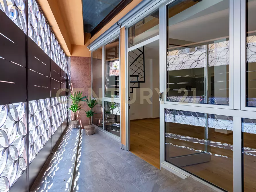 Immagine 18 di Loft/Open space in vendita  in Via dell'Olmata 30 a Roma