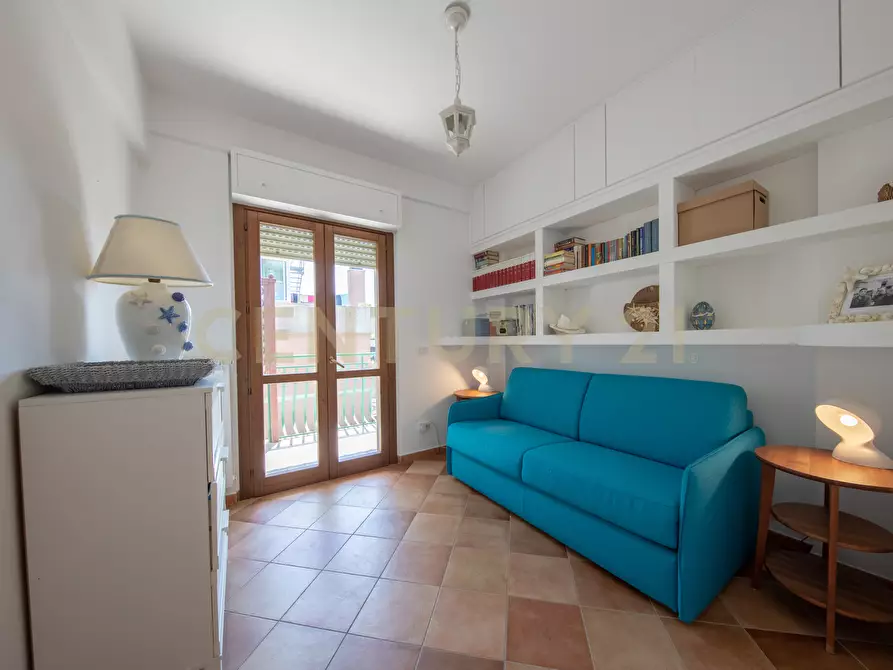 Immagine 23 di Trilocale in vendita  in Via Circeo 16 a Anzio
