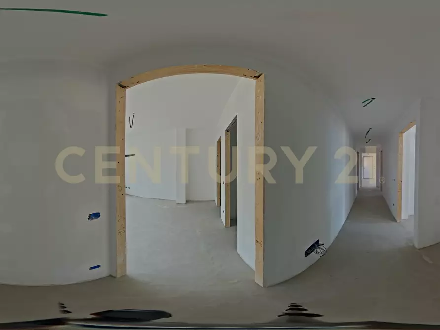 Immagine 34 di Quadrilocale in vendita  in Via dell'Olmata 30 a Roma