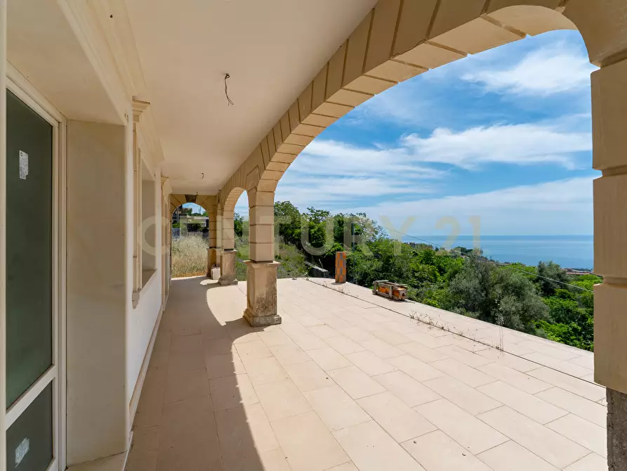 Immagine 27 di Villa in vendita  in Via Casalrosato 19 a Valverde