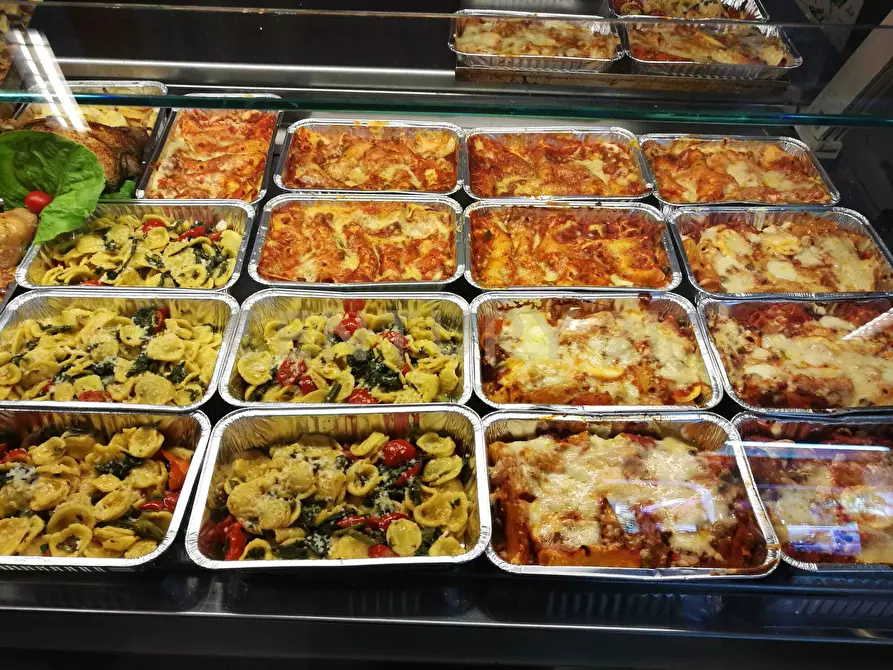 Immagine 17 di Locale commerciale in vendita  in Viale dei Lidi a Siracusa