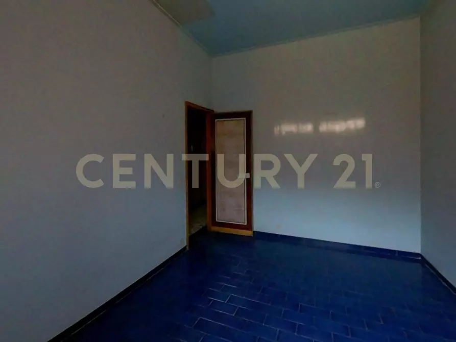 Immagine 53 di Pentalocale in vendita  in Corso Umberto I 1C a Modica