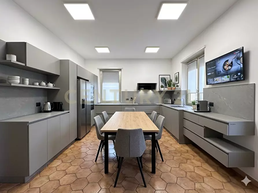 Immagine 23 di Pentalocale in vendita  in Via Mattia Preti 2 a Siracusa