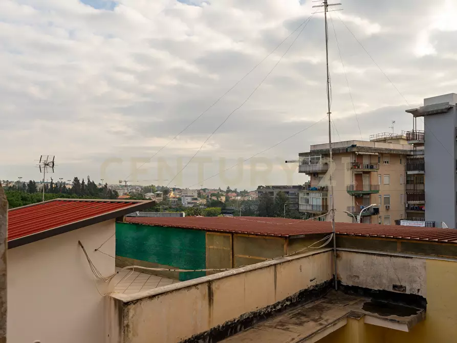 Immagine 40 di Pentalocale in vendita  in Via Edmondo de Amicis 62 a Catania