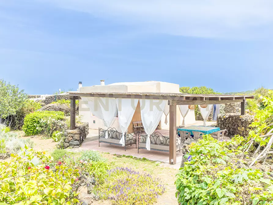 Immagine 45 di Casa indipendente in vendita  in 91017 Pantelleria TP a Pantelleria