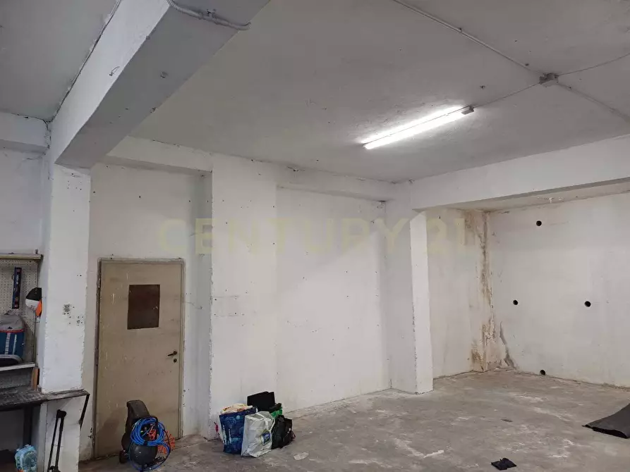 Immagine 12 di Magazzino in affitto  in Via Lucania 10 a Verona