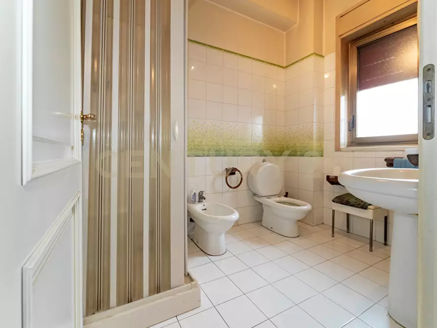 Immagine 34 di Villa in vendita  in Via delle Camelie 20 a Misterbianco