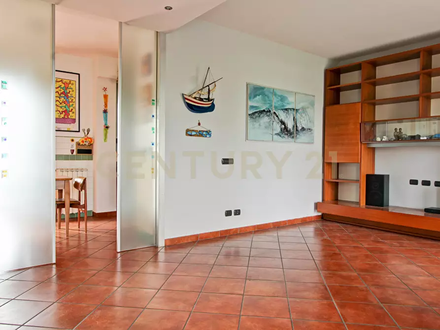 Immagine 3 di Casa trifamiliare in vendita  in Via di Casal Boccone 256 a Roma