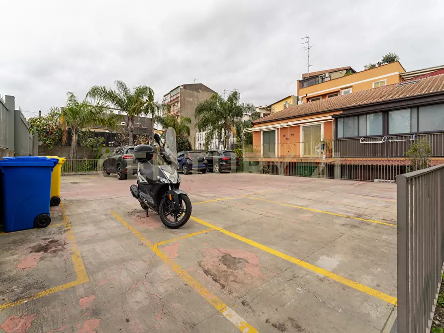 Immagine 6 di Attico in vendita  in Via Maria Gianni 85 a Catania