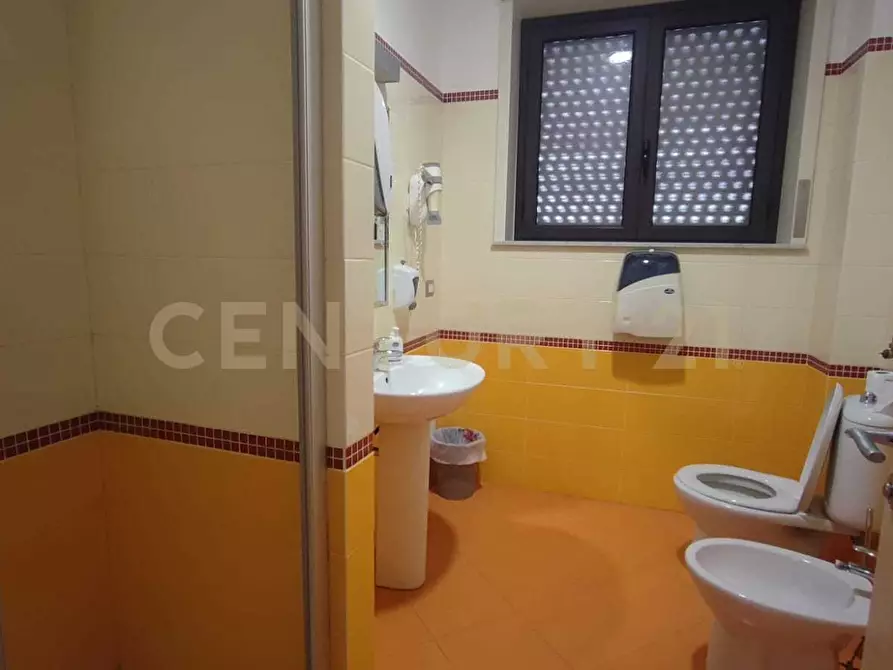 Immagine 13 di Palazzo in vendita  a Messina