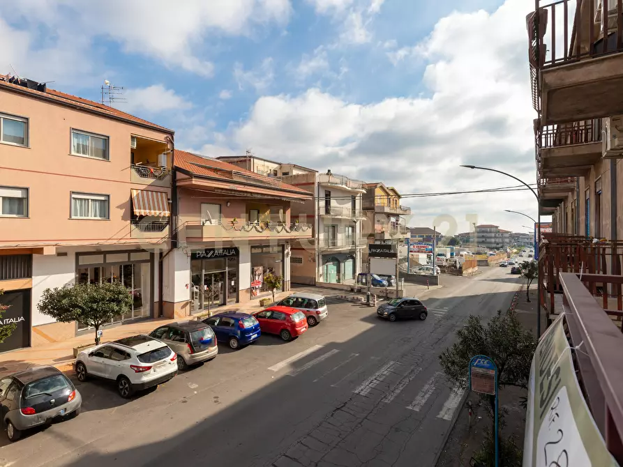 Immagine 22 di Pentalocale in vendita  in Via Casale dei Greci 34 a Adrano