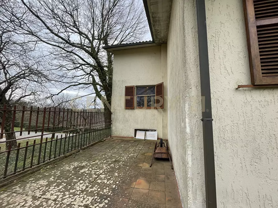 Immagine 40 di Villa in vendita  in Via Dante Alighieri a Semproniano