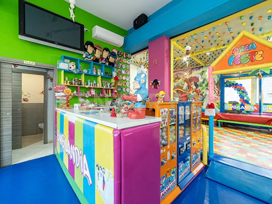 Immagine 12 di Attività artigianale in vendita  in Via Villa Glori 87 a Catania