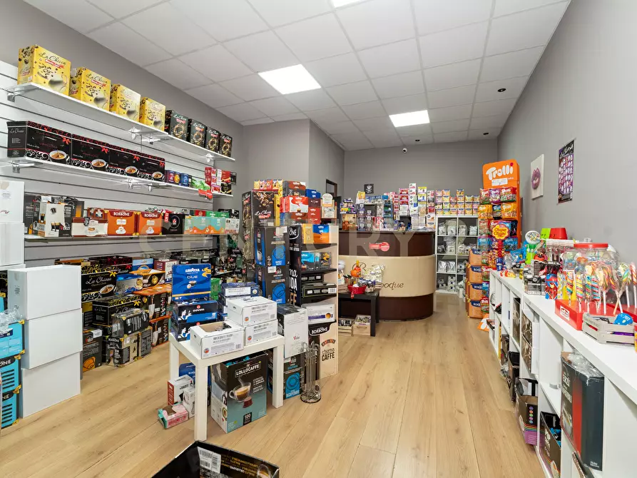 Immagine 39 di Casa indipendente in vendita  in Via Giuseppe Garibaldi 68-70-72 a Nicolosi