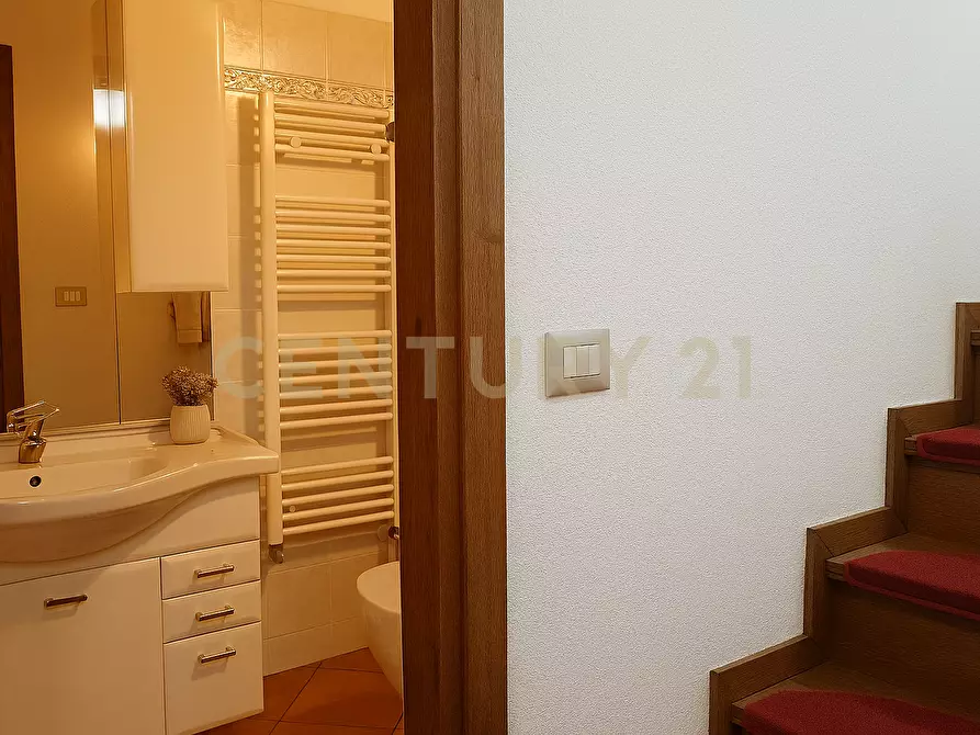 Immagine 22 di Quadrilocale in vendita  in via mazzini 2 a Abbadia San Salvatore