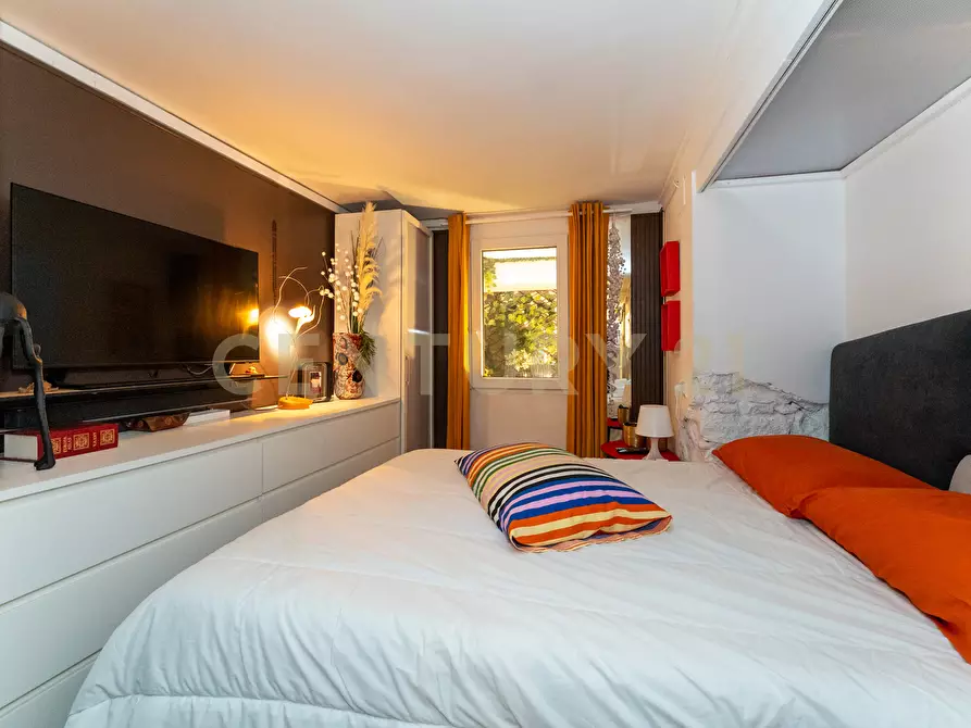 Immagine 23 di Bilocale in vendita  in Via Vittorio Emanuele Orlando 125 a Catania