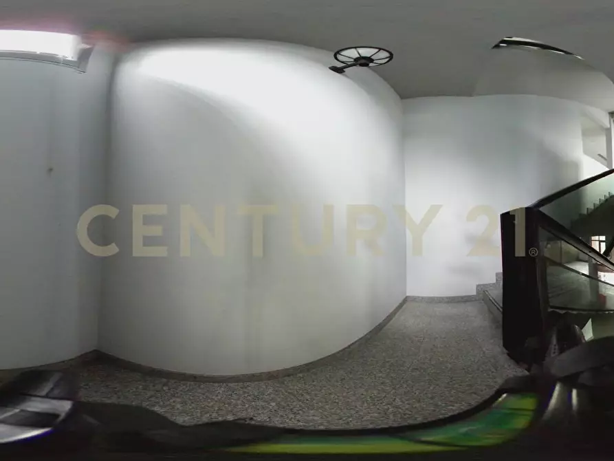 Immagine 76 di Attività artigianale in vendita  in Strada III Mimosa 14 a Catania