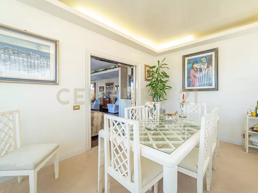 Immagine 4 di Attico in vendita  in Viale Cortina d'Ampezzo 199 a Roma