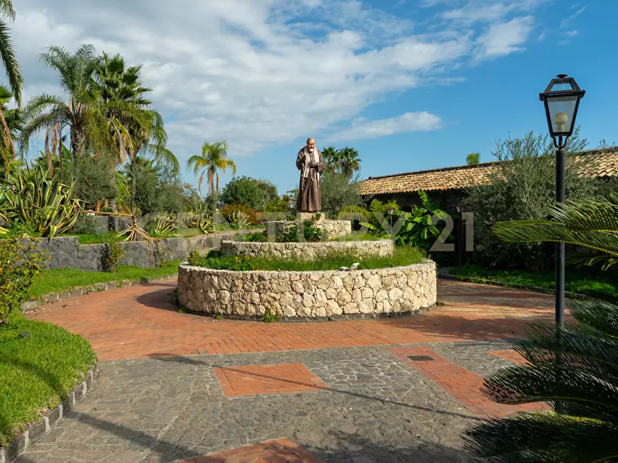 Immagine 27 di Rustico / casale in vendita  in Via Castelnuovo Don Bosco 68 a Acireale