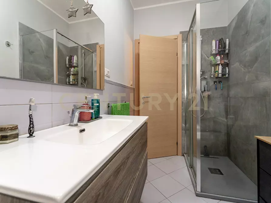 Immagine 29 di Trilocale in vendita  in Via Riccardo Zandonai 6 a Catania