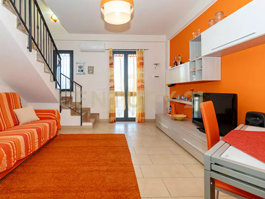 Immagine 20 di Casa indipendente in vendita  in VIALE ROSANNA a Noto