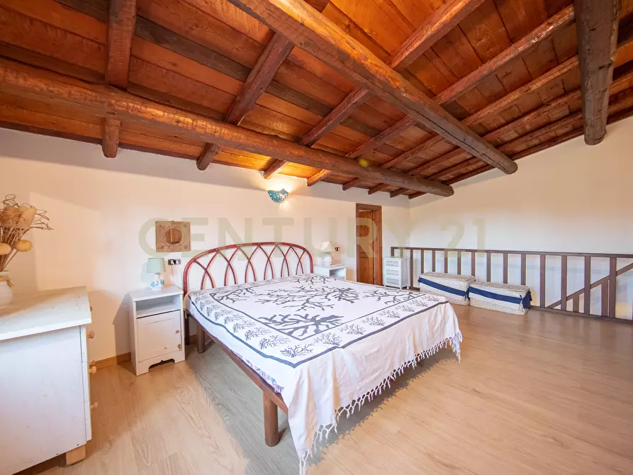 Immagine 8 di Casa indipendente in vendita  in Via Madrid a San Teodoro