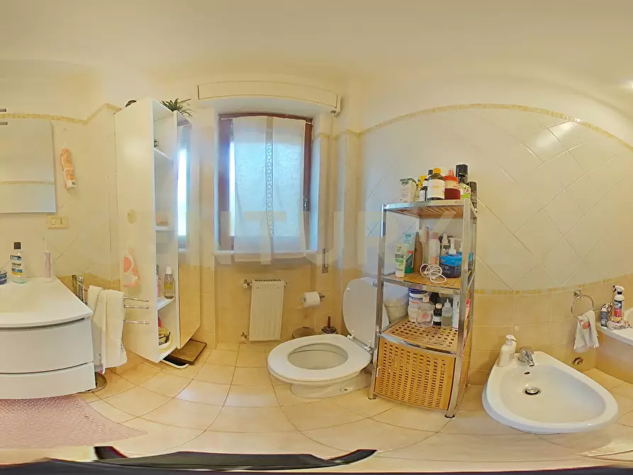 Immagine 53 di Pentalocale in vendita  in Via Cristoforo Colombo 1 a San Gregorio Di Catania