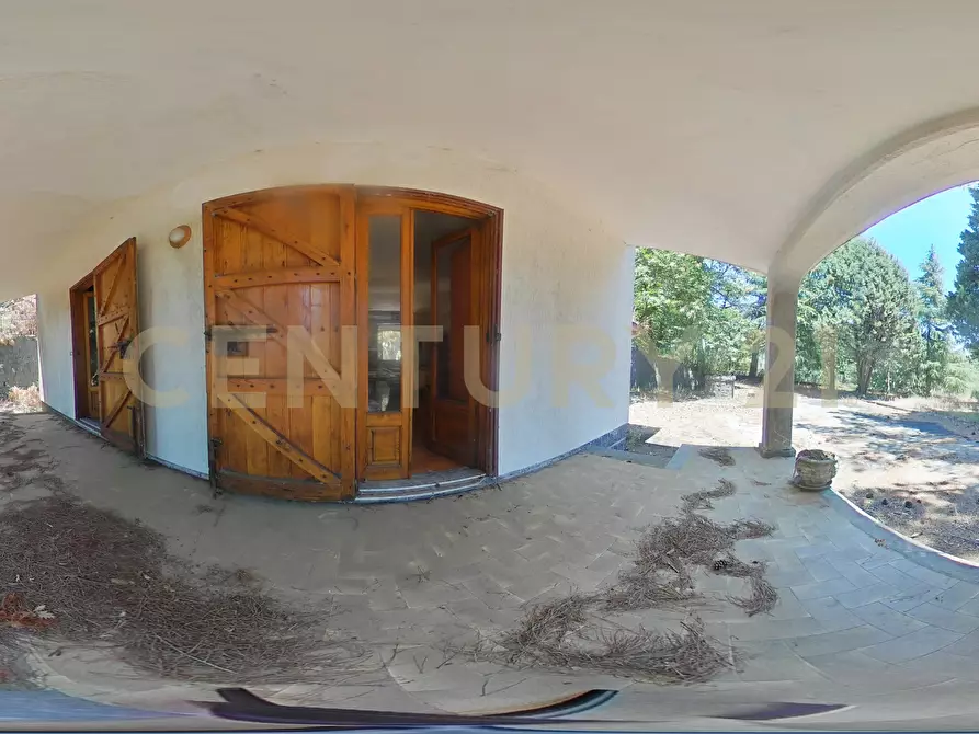 Immagine 72 di Villa in affitto  in Strada Regionale Mareneve SNC a Linguaglossa