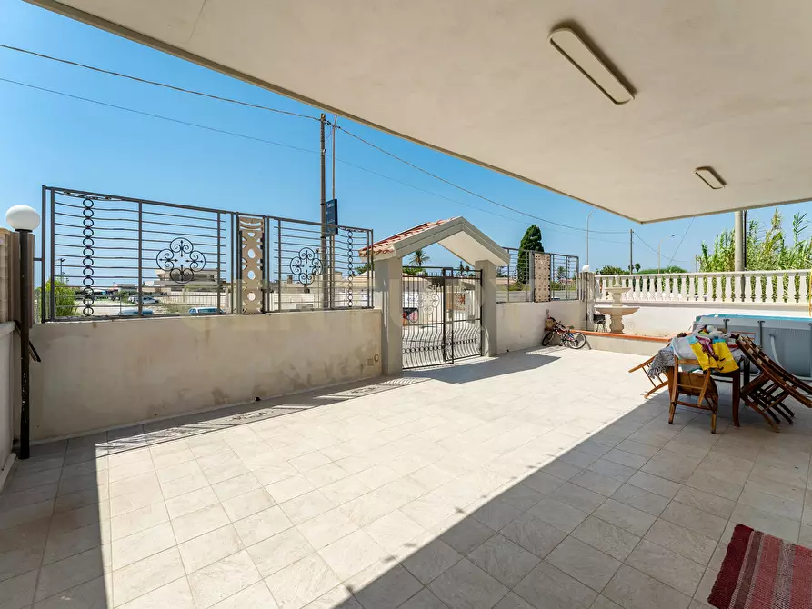 Immagine 14 di Villa in vendita  in Contrada Granelli 5 a Pachino