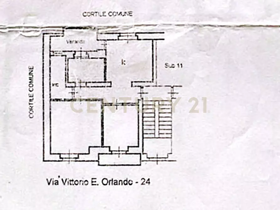 Immagine 36 di Trilocale in vendita  in Via Vittorio Emanuele Orlando 24 a Tremestieri Etneo