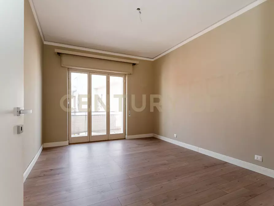 Immagine 9 di Trilocale in vendita  in Via Livorno 101 a Aci Castello