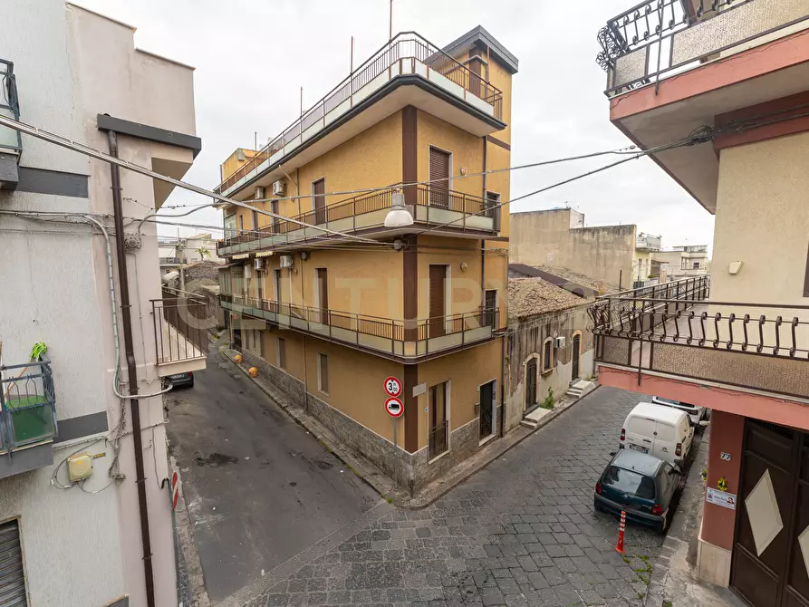 Immagine 30 di Casa indipendente in vendita  in Via Vittorio Veneto 83 a Misterbianco