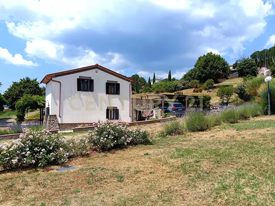 Immagine 39 di Villa in vendita  in Via Case Raspini 2 a Santa Fiora