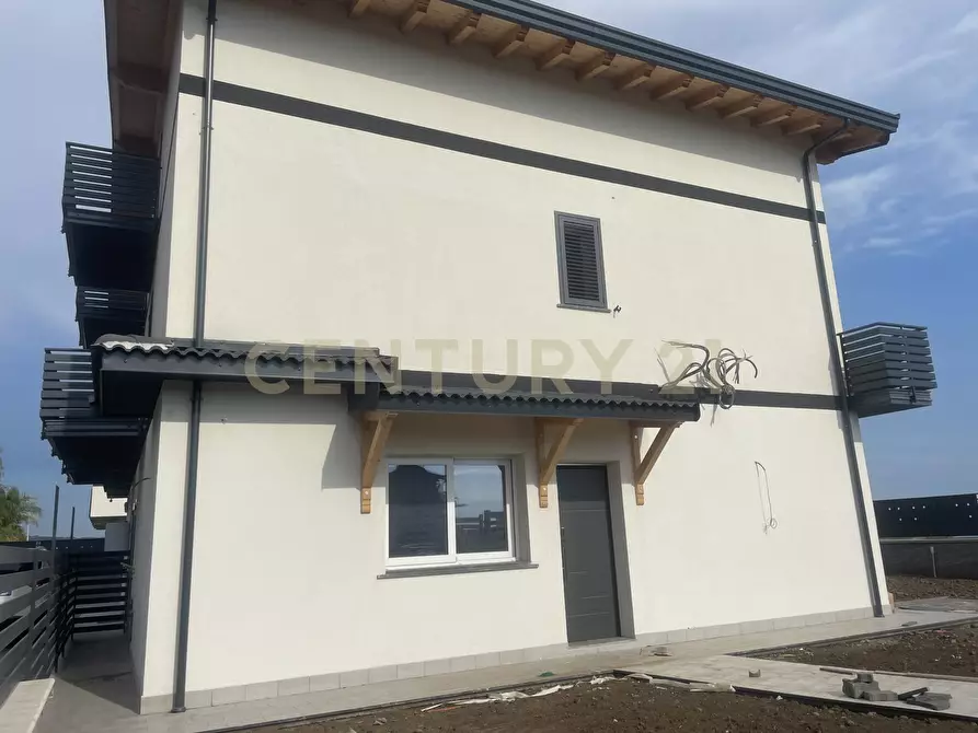Immagine 3 di Casa bifamiliare in vendita  in Via Dottor Pietro Severino 13 a Santa Maria Di Licodia
