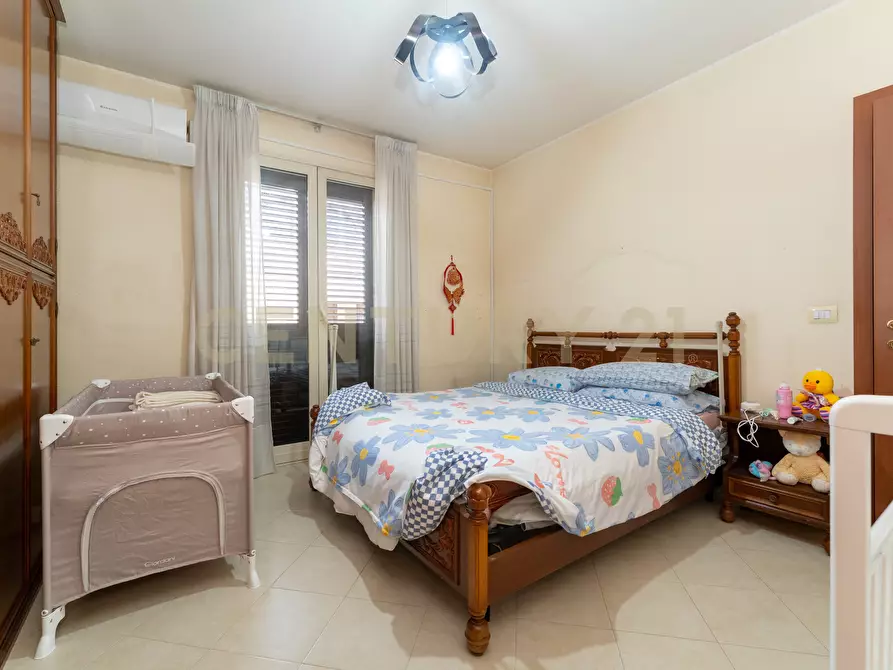 Immagine 37 di Villa in vendita  in Via Emanuela Setticarraro 59 a Belpasso