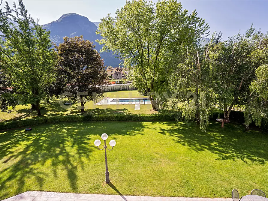 Immagine 114 di Villa in vendita  in Via Adige 25 a Brentino Belluno