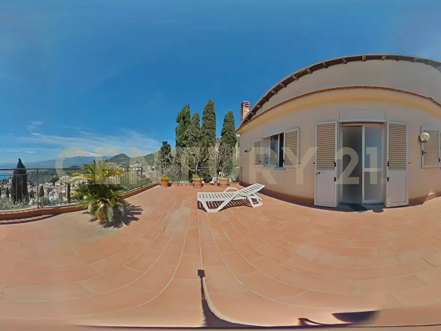 Immagine 92 di Villa in vendita  in Via Leonardo Da Vinci 5 a Taormina
